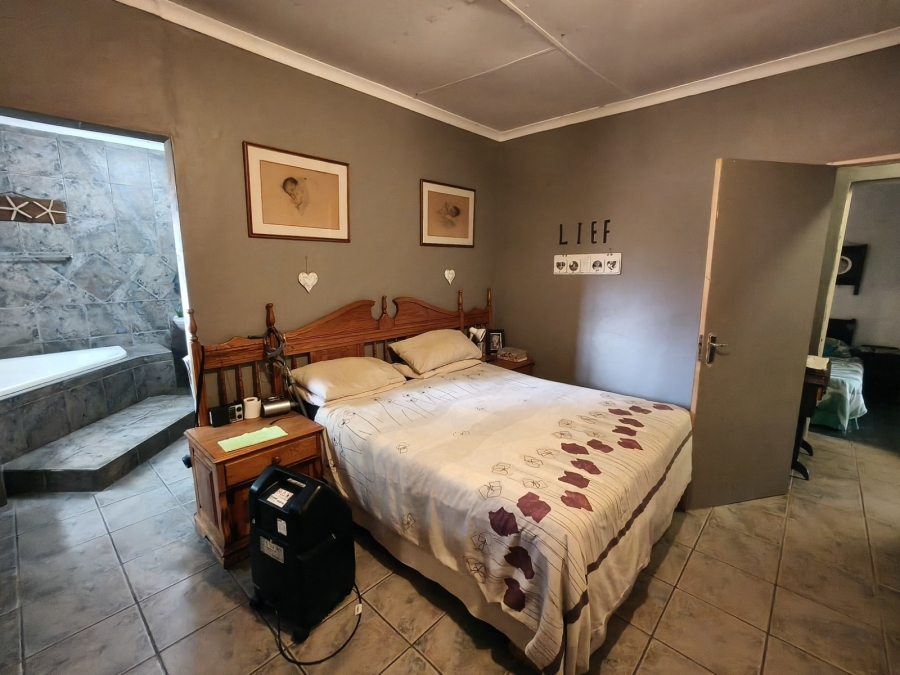 3 Bedroom Property for Sale in Rustenburg Rural North West